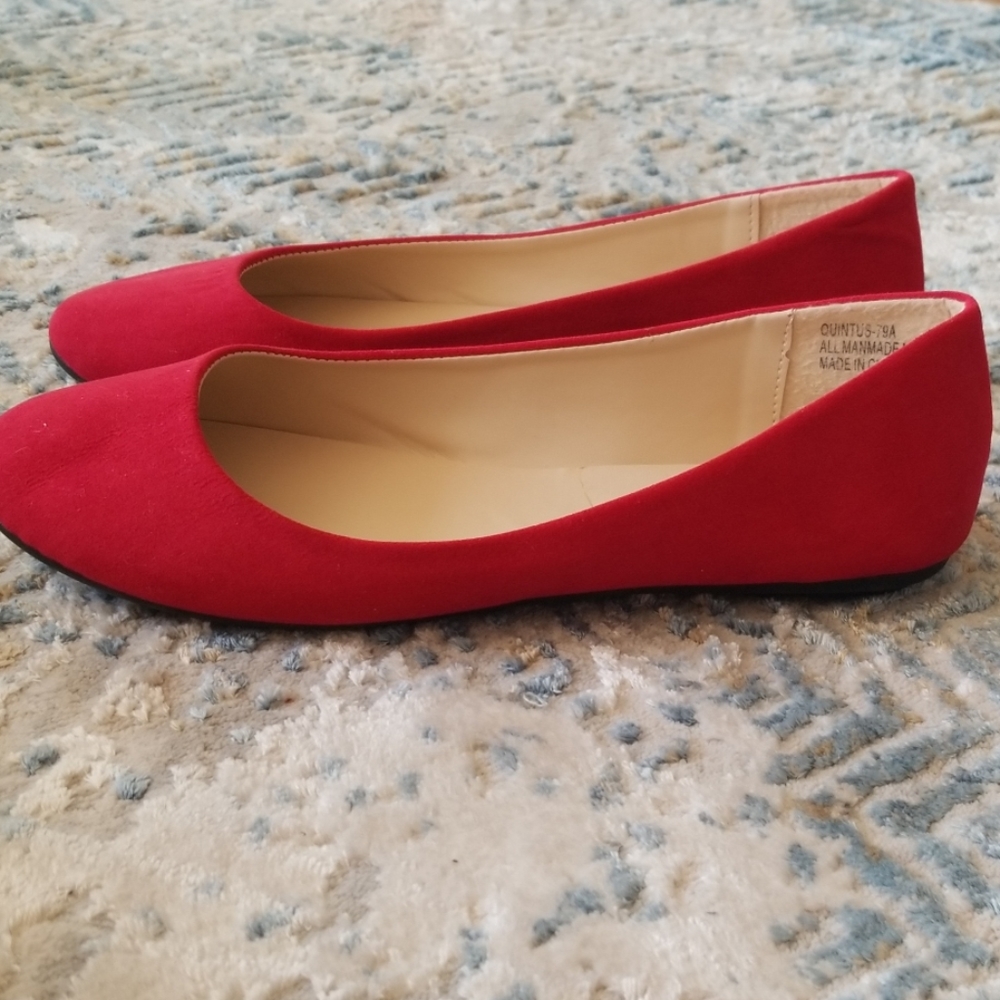 Flats - Picture 2 of 7